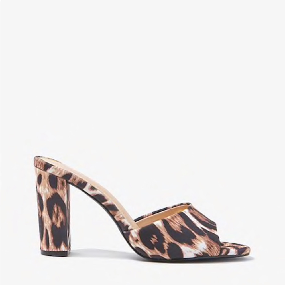 Leopard Open Toe Heels 👠